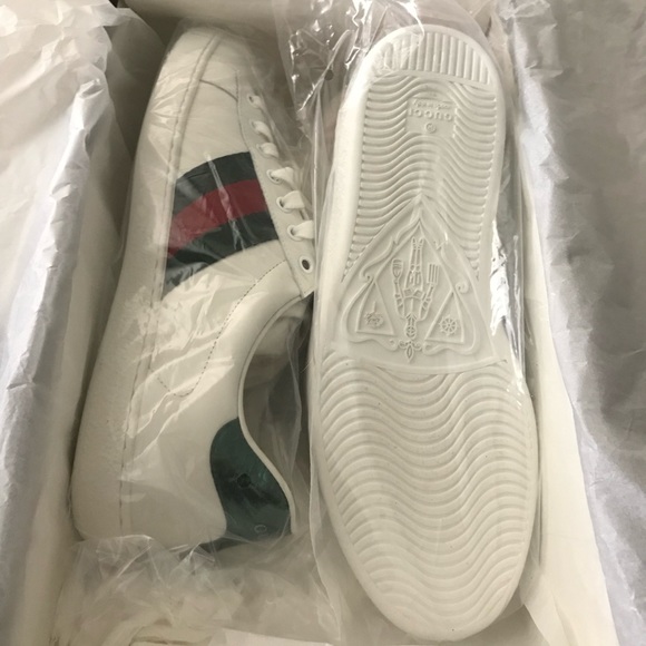 Brand new gucci ace embroidered - Picture 2 of 4